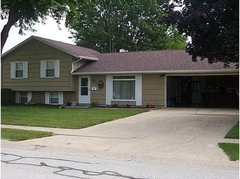 908 Clover Ln, Celina, OH 45822 photo 1