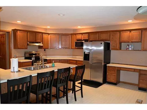 670 Maumee, Springfield, OH 45502 photo 4