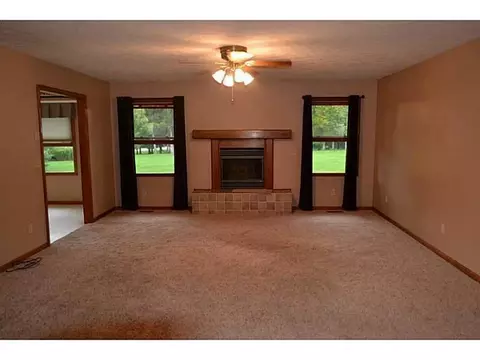 670 Maumee, Springfield, OH 45502 photo 3