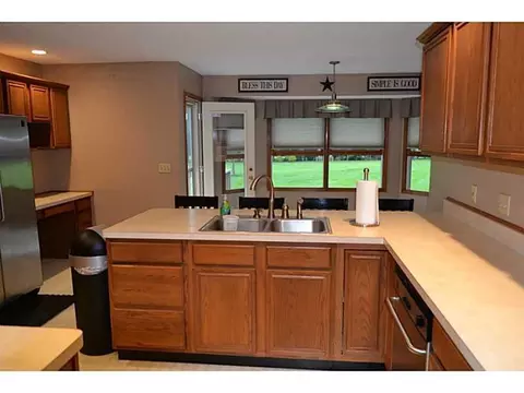 670 Maumee, Springfield, OH 45502 photo 5