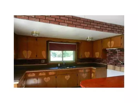 1433 W Possum, Springfield, OH 45506 photo 2