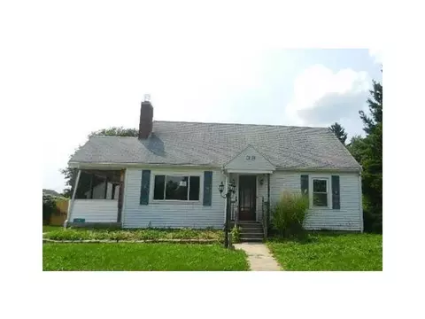 39 Oaksmere, Springfield, OH 45503 photo 1