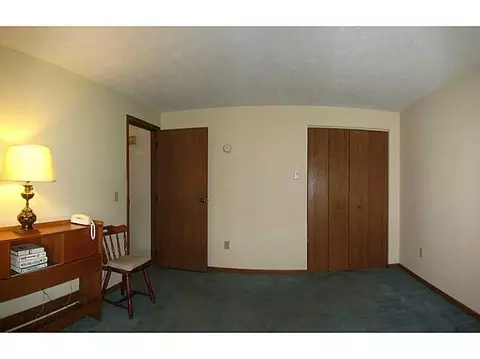 2927 Derr Rd, Springfield, OH 45503 photo 13