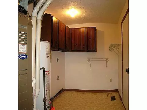 2927 Derr Rd, Springfield, OH 45503 photo 15