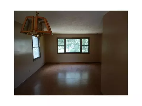 3227 Columbus Ave, Springfield, OH 45503 photo 3