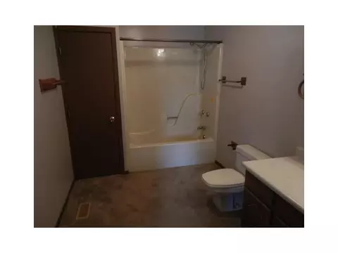 3227 Columbus Ave, Springfield, OH 45503 photo 7