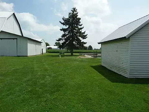2393 E Peterson, Troy, OH 45373 photo 11