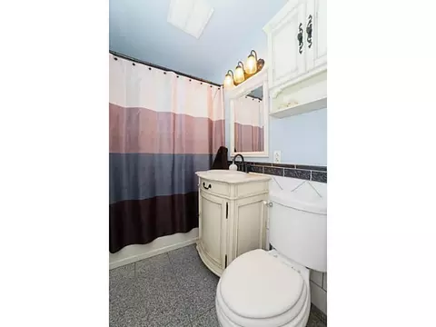 2440 Glenheath Dr, Dayton, OH 45440 photo 18