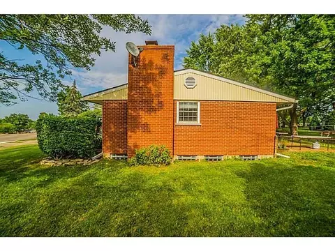 2440 Glenheath Dr, Dayton, OH 45440 photo 25
