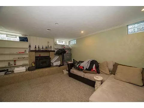 2440 Glenheath Dr, Dayton, OH 45440 photo 14