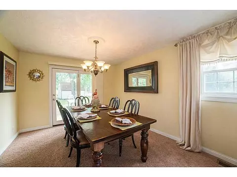 2440 Glenheath Dr, Dayton, OH 45440 photo 5