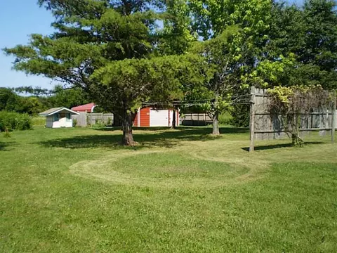3685 Shrine Rd, Springfield, OH 45502 photo 2