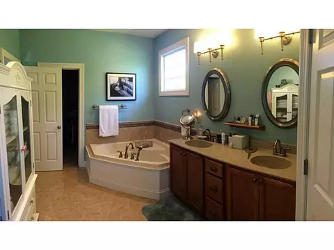 3900 St James Ct, Springfield, OH 45502 photo 8