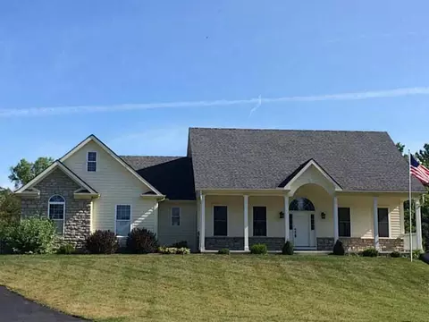 3900 St James Ct, Springfield, OH 45502 photo 1
