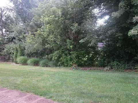 1041 Armsgate #., Springfield, OH 45503 photo 4