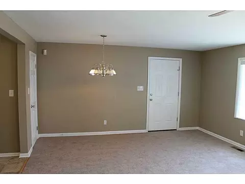 1408 Sunset, Springfield, OH 45505 photo 2