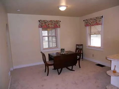320 W Second St, Springfield, OH 45504 photo 7