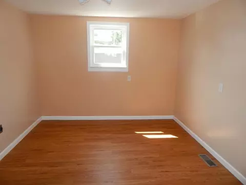 1670 Warder St, Springfield, OH 45503 photo 9