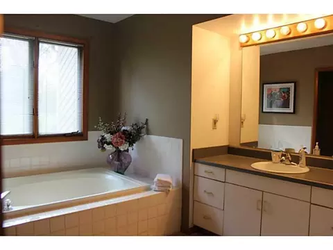 3370 Turtle Shell Dr, Dayton, OH 45414 photo 12