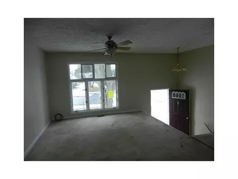 1953 Sturgeon, Springfield, OH 45506 photo 3