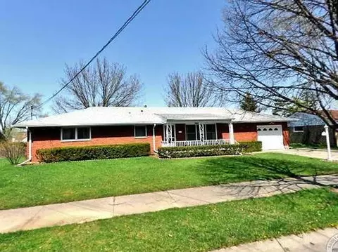240 Floral Ave, Springfield, OH 45503 photo 1