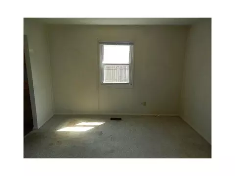 924 Barker, Springfield, OH 45505 photo 6