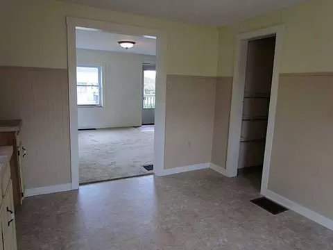3676 Johnson Rd, Springfield, OH 45502 photo 6