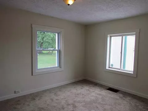 3676 Johnson Rd, Springfield, OH 45502 photo 9