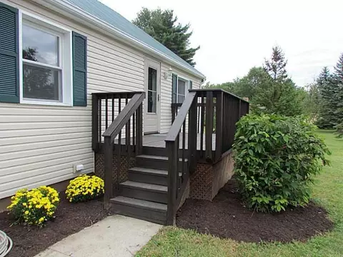 3676 Johnson Rd, Springfield, OH 45502 photo 2