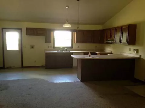 3250 Rocky Pt Rd, Springfield, OH 45502 photo 5