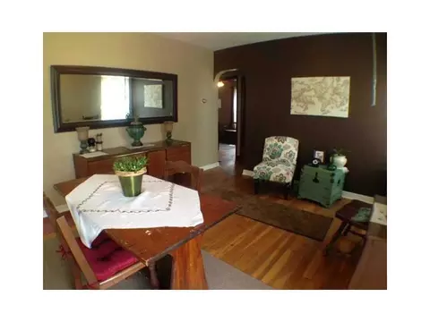 1327 Kenwood, Springfield, OH 45505 photo 2
