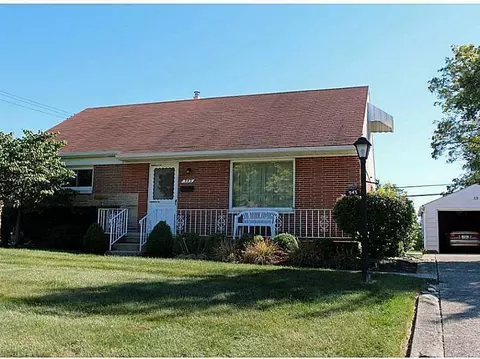 943 Fruitland Dr, Springfield, OH 45503 photo 1