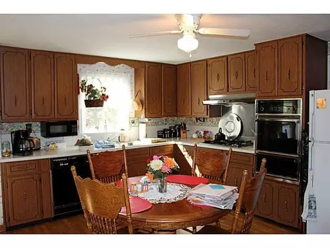 943 Fruitland Dr, Springfield, OH 45503 photo 6