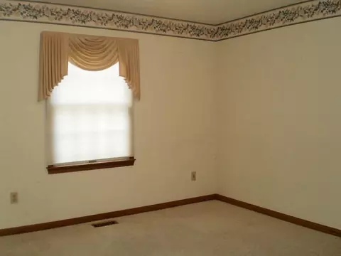804 Brendle Trce, Springfield, OH 45503 photo 13