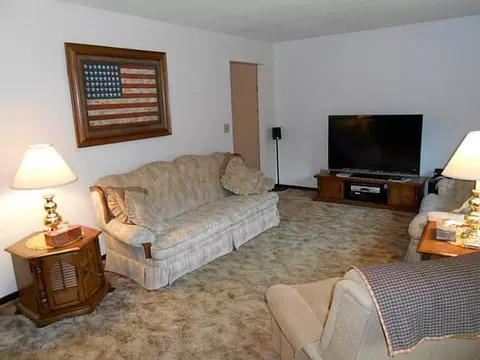2245 Leon, Springfield, OH 45502 photo 7