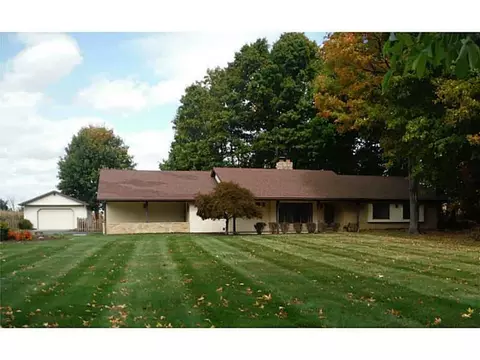 3800 Hustead Rd, Springfield, OH 45502 photo 1