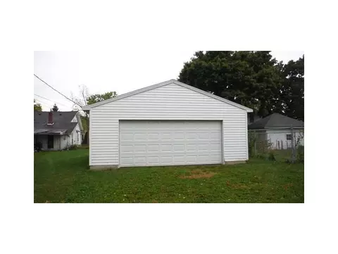822 E Franklin St, Troy, OH 45373 photo 3
