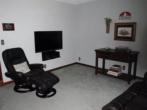 2922 Ironwood, Springfield, OH 45504 photo 5