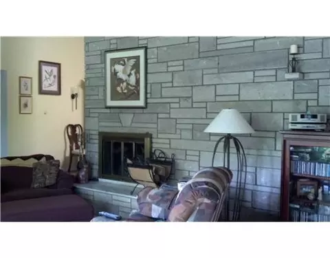 2750 Redwood, Springfield, OH 45504 photo 2