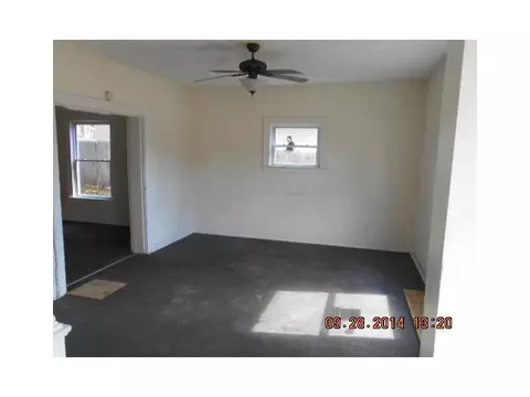 838 Mound St, Springfield, OH 45505 photo 2