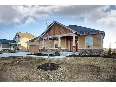 1304 Red Maple, Troy, OH 45373 photo 2