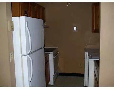 127 E Cecil, Springfield, OH 45504 photo 8