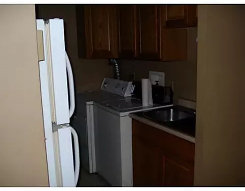 127 E Cecil, Springfield, OH 45504 photo 9