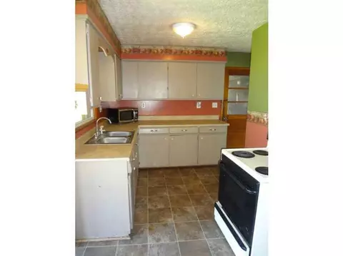 2526 S Burnett, Springfield, OH 45505 photo 11