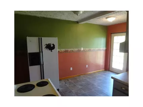 2526 S Burnett, Springfield, OH 45505 photo 9