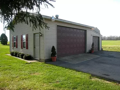 5481 Knollwood Rd, Springfield, OH 45502 photo 8