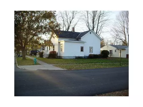 220 E College, Ada, OH 45810 photo 2