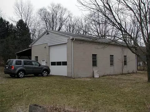 543 E County Line Rd, Springfield, OH 45502 photo 4