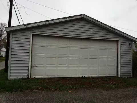917 Spruce Ave, Sidney, OH 45365 photo 3