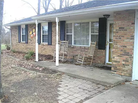 2962 Clayton, Springfield, OH 45502 photo 3